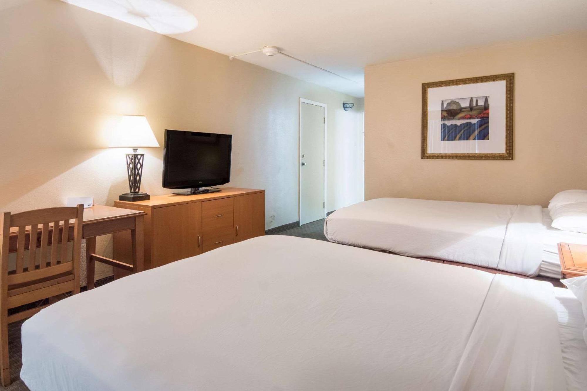 Rodeway Inn Duncanville Esterno foto