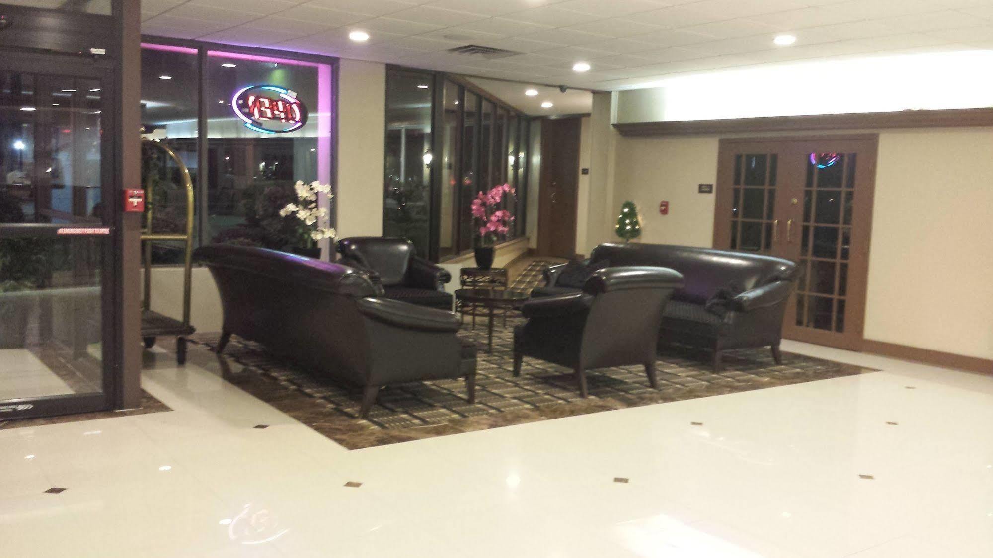 Rodeway Inn Duncanville Esterno foto